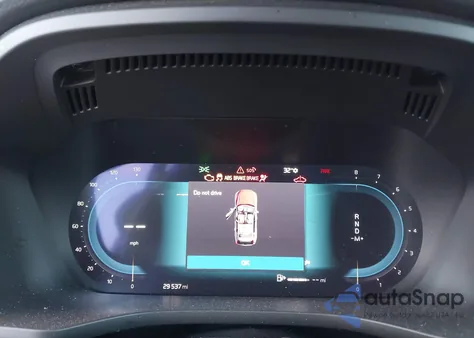 2022 Volvo Xc60 B6 R-Design из США, поврежденный, VIN YV4062RM6N1905972